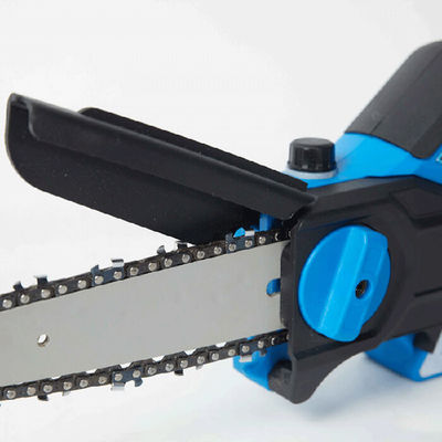 6 Inch Electric Chainsaw 780rpm Rechargeable Woodworking Tool