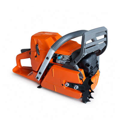 372 Gasoline Chainsaw for Forestry, Farm and Orchard Wood Cutting with Durable Heavy-Duty Cutting Performance